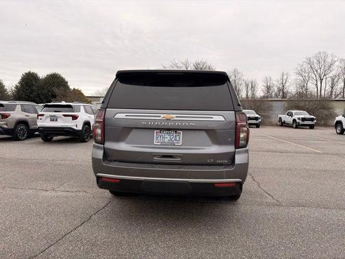 2021 Chevrolet Suburban LT