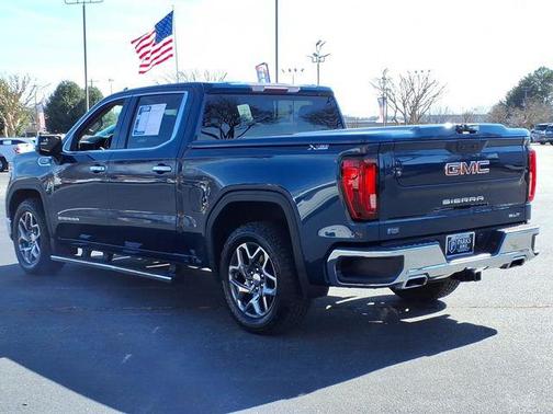 2022 GMC Sierra 1500 SLT