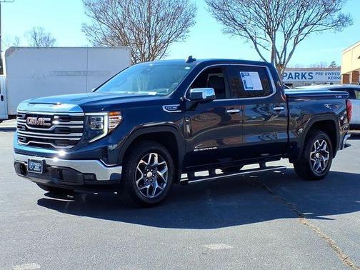 2022 GMC Sierra 1500 SLT