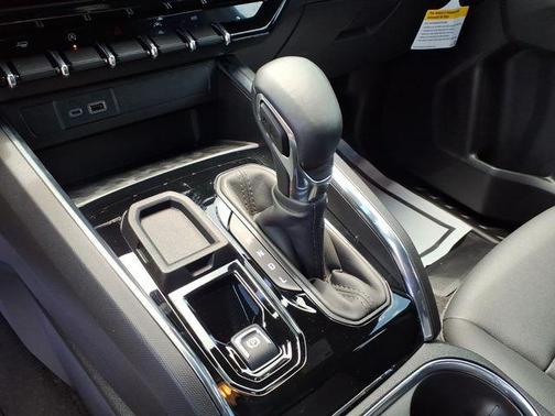 Sterling Metallic 2026 GMC Canyon Elevation