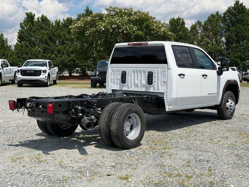 Summit White 2026 GMC Sierra 3500 Base