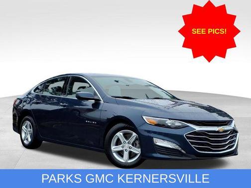 Blue Metallic 2022 Chevrolet Malibu FWD LT