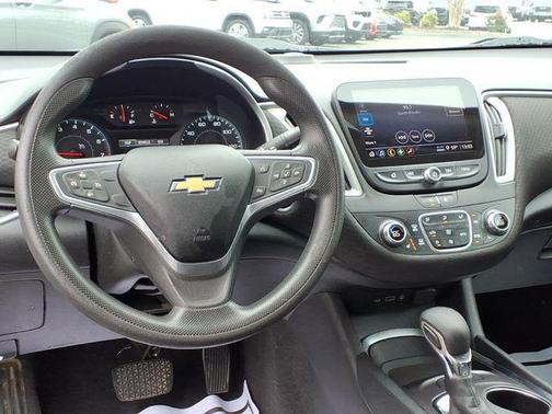 Blue Metallic 2022 Chevrolet Malibu FWD LT
