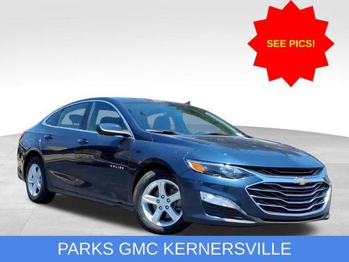 Blue Metallic 2022 Chevrolet Malibu FWD LT