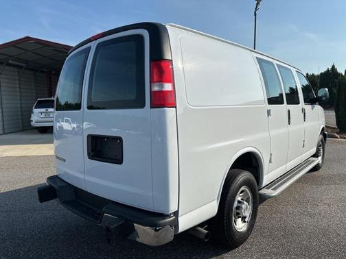 2023 Chevrolet Express 2500 RWD 2500 Regular Wheelbase WT