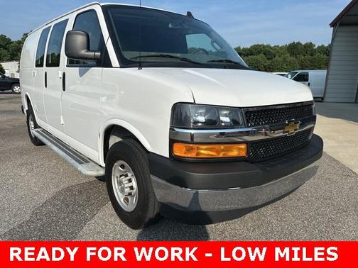 2023 Chevrolet Express 2500 RWD 2500 Regular Wheelbase WT