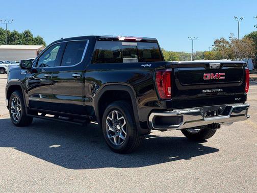 Onyx Black 2026 GMC Sierra 1500 SLT
