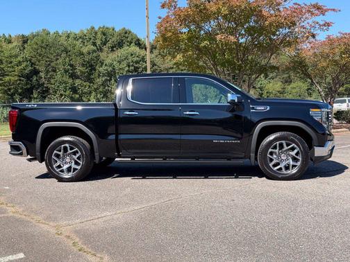 Onyx Black 2026 GMC Sierra 1500 SLT
