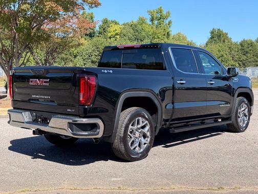 Onyx Black 2026 GMC Sierra 1500 SLT