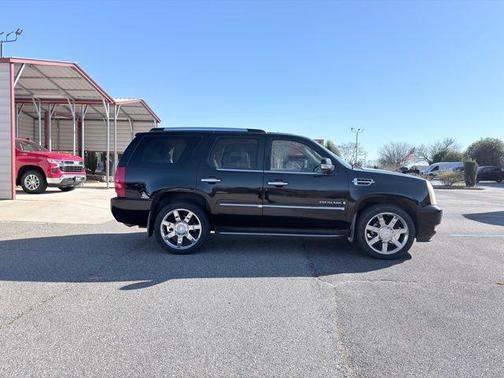 2007 Cadillac Escalade Base