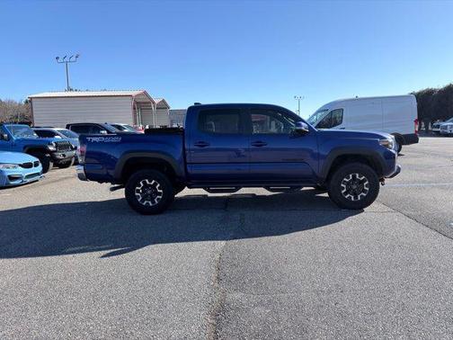 2022 Toyota Tacoma TRD Off-Road