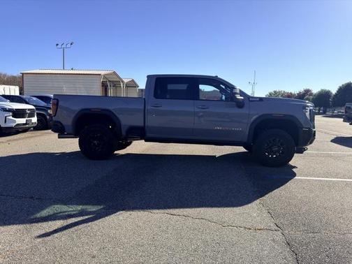 2024 GMC Sierra 2500 AT4