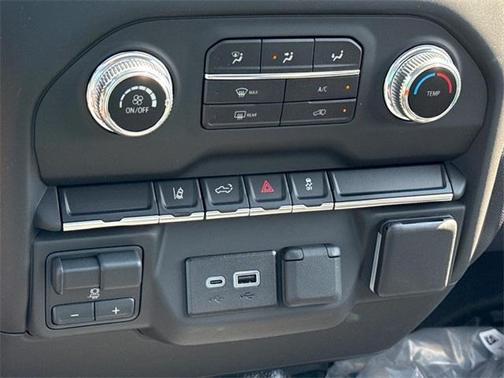 2025 GMC Sierra 2500 Base