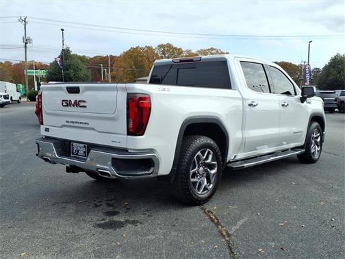 2025 GMC Sierra 1500 SLT