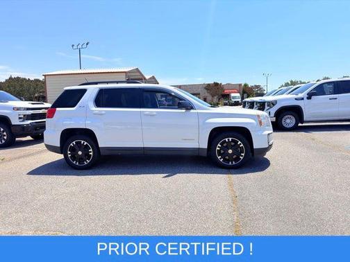 Summit White 2017 GMC Terrain SLE-2