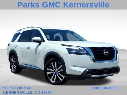 Pearl White Tricoat 2023 Nissan Pathfinder Platinum 4WD