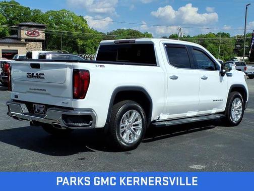 Summit White 2021 GMC Sierra 1500 SLT