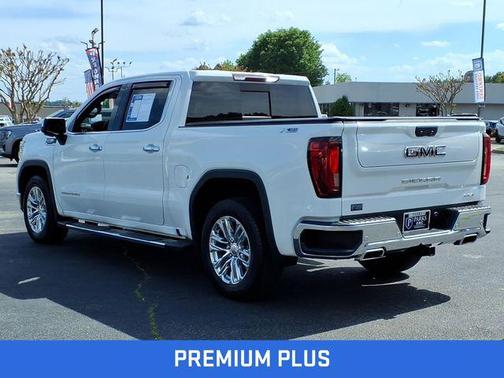 Summit White 2021 GMC Sierra 1500 SLT