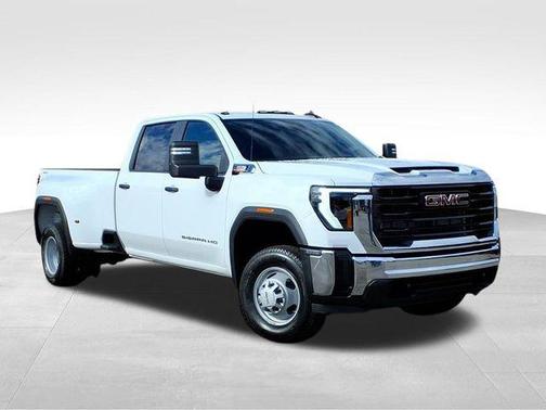 2026 GMC Sierra 3500 Base