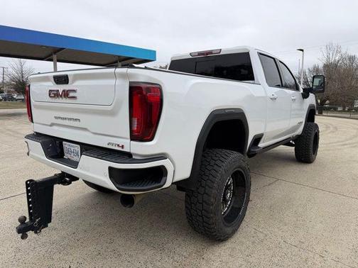 2021 GMC Sierra 2500 AT4