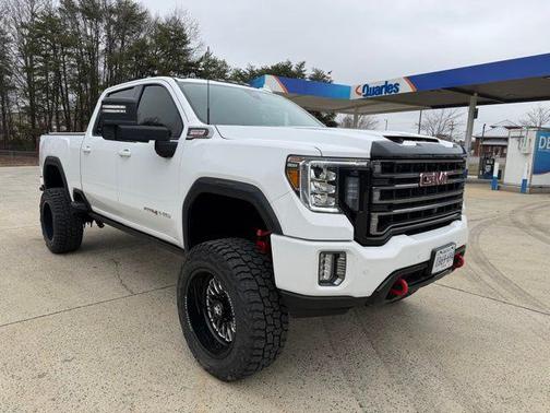 2021 GMC Sierra 2500 AT4