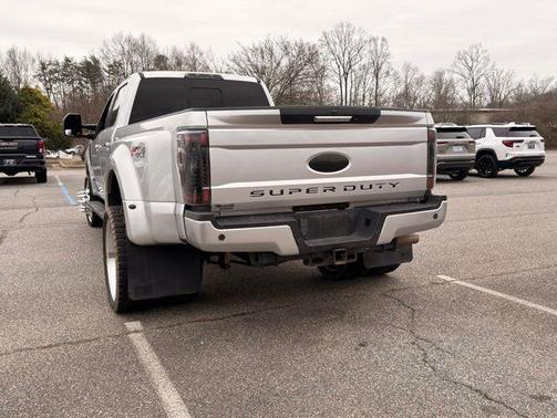 2017 Ford F-350 Lariat