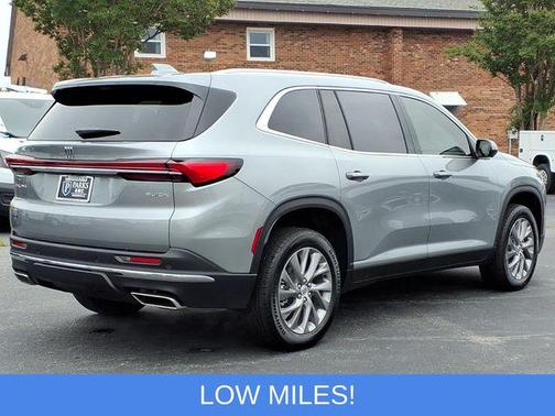 moonstone gray metallic 2026 Buick Enclave Preferred FWD
