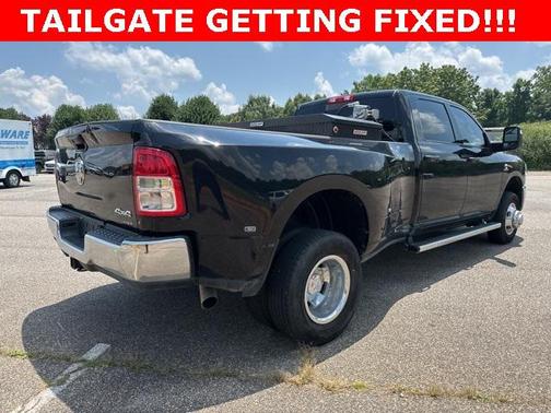 2024 RAM 3500 Tradesman Crew Cab 4x4 8' Box