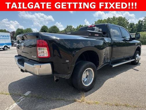 2024 RAM 3500 Tradesman Crew Cab 4x4 8' Box