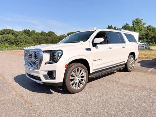 White Frost Tricoat 2024 GMC Yukon XL Denali