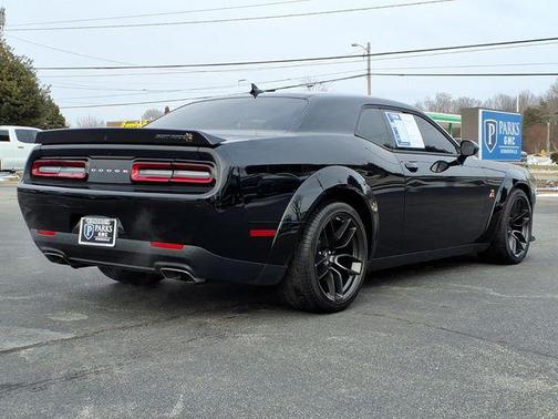 2023 Dodge Challenger R/T Scat Pack Widebody