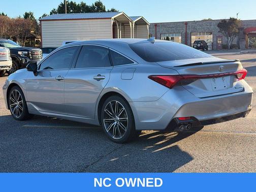 Celestial Silver Metallic 2021 Toyota Avalon Touring