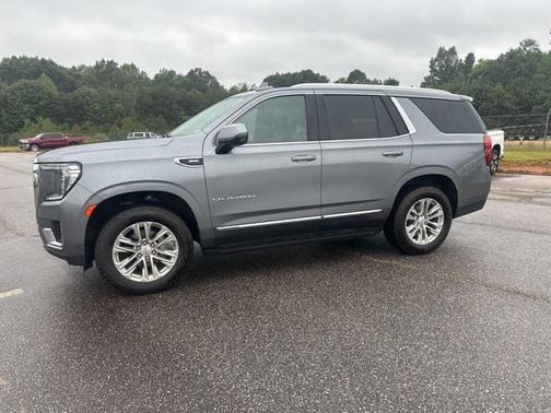 2022 GMC Yukon SLT
