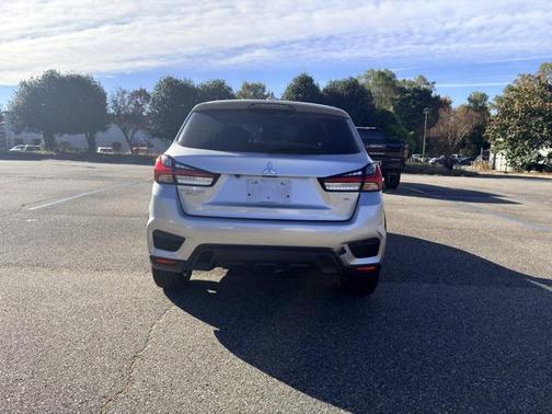 2021 Mitsubishi Outlander Sport SE