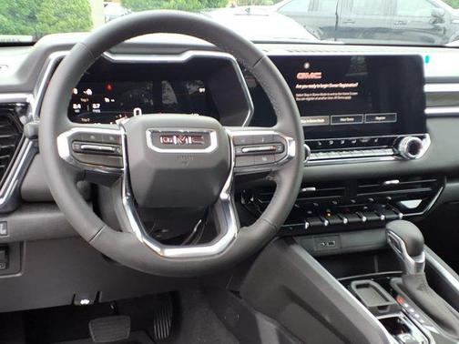 Sterling 2026 GMC Canyon Elevation
