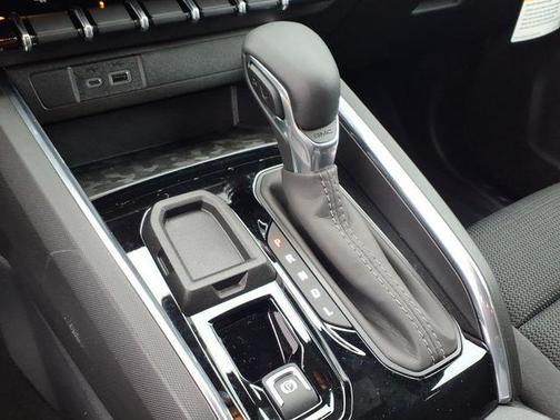 Sterling 2026 GMC Canyon Elevation