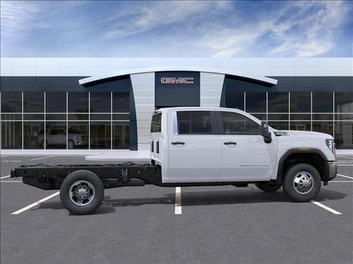 Summit White 2026 GMC Sierra 3500 Base
