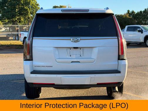 Crystal White Tricoat 2017 Cadillac Escalade Premium Luxury