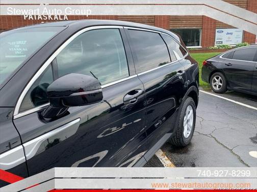 2022 Kia Sorento LX