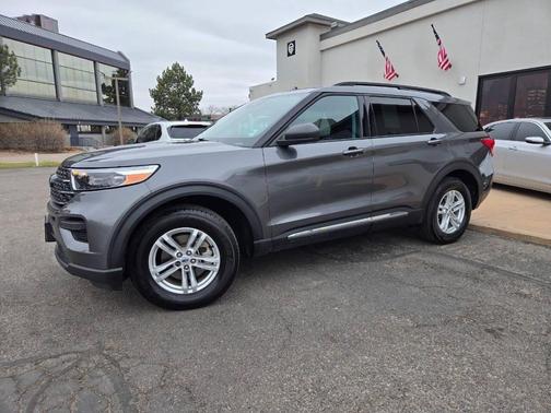 Carbonized Gray 2023 Ford Explorer XLT