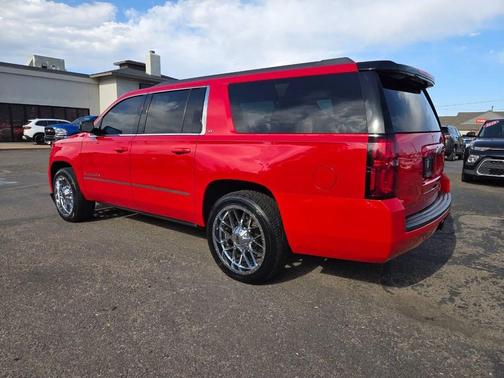 Black 2017 Chevrolet Suburban LT