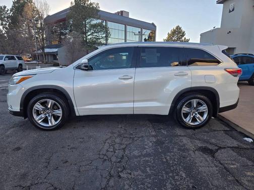 2016 Toyota Highlander Limited Platinum