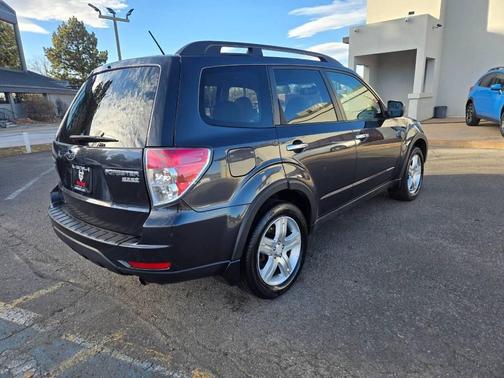 2010 Subaru Forester 2.5 X Premium