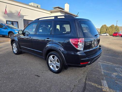 2010 Subaru Forester 2.5 X Premium