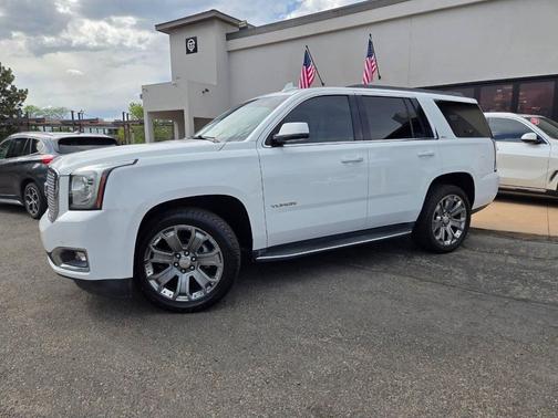 White Frost Tricoat 2016 GMC Yukon SLT