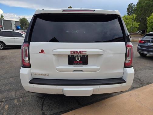White Frost Tricoat 2016 GMC Yukon SLT