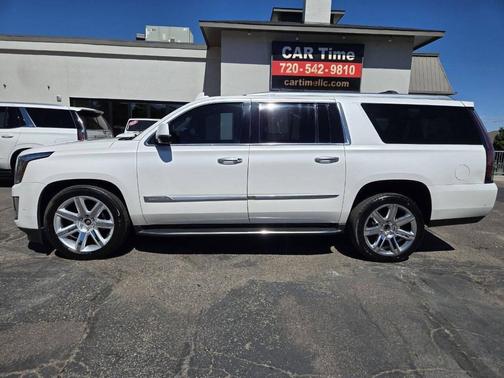 2018 Cadillac Escalade ESV Luxury