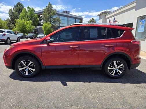 2017 Toyota RAV4 XLE