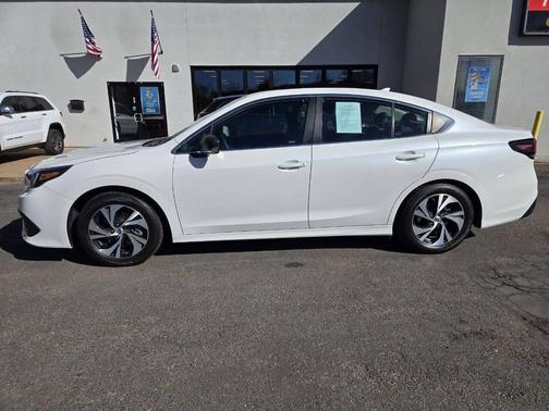 2022 Subaru Legacy Base