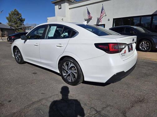 2022 Subaru Legacy Base